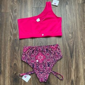 ❌SOLD OUT❌ Fuchsia Polewear Set